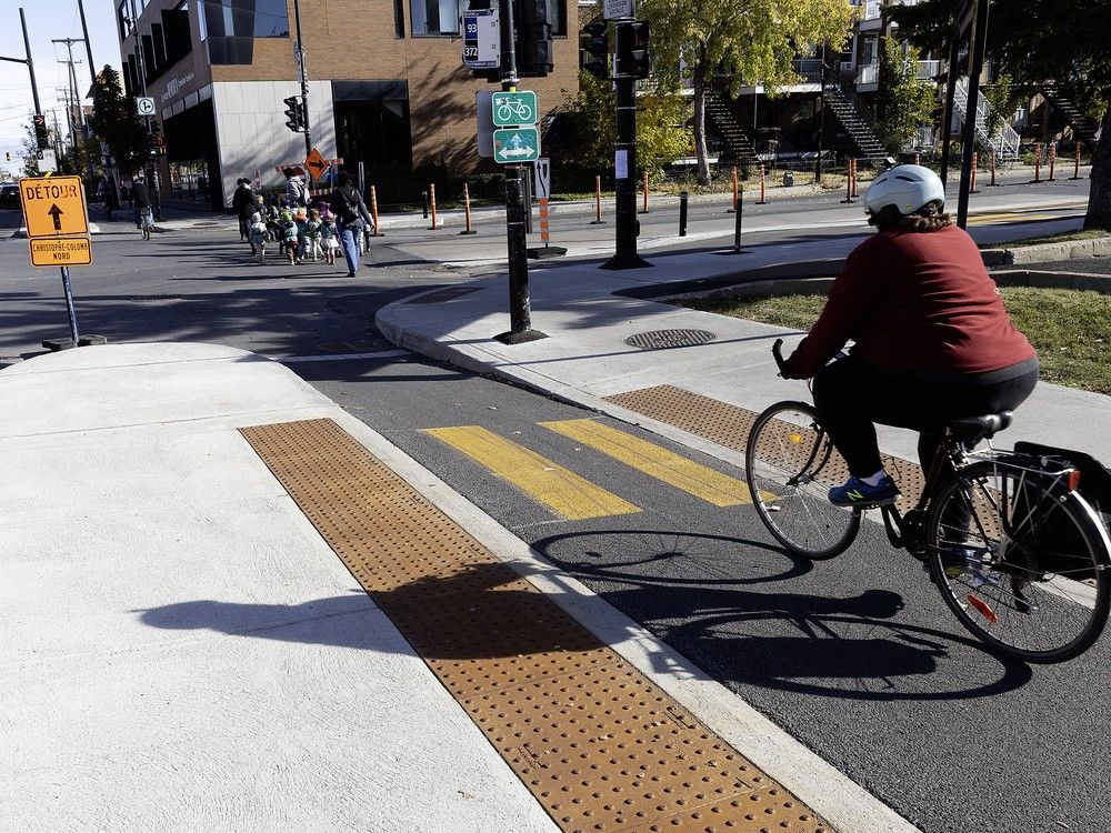 Roadwork Redo Case No. 3: Below new Jean-Talon REV lies water main from 1911