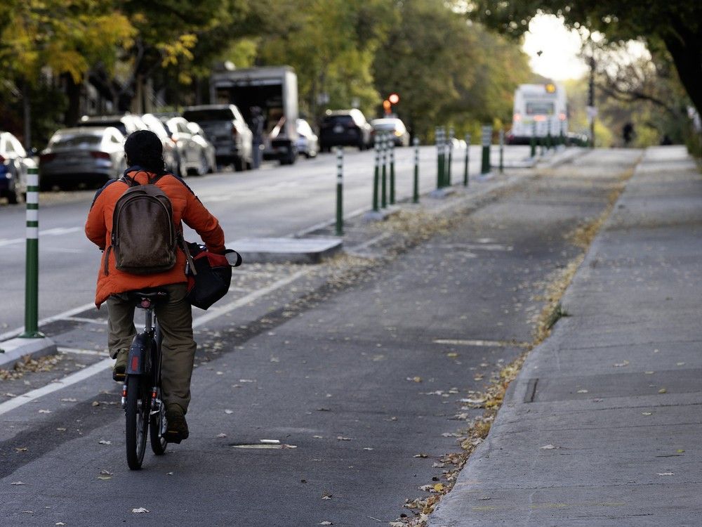 cyclist using the bike path on st-urbain st.