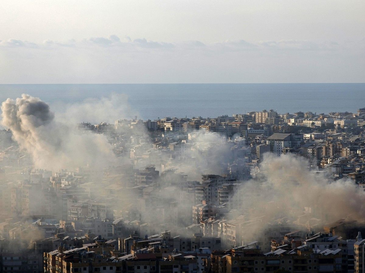 Ottawa secures chartered flights and buses for some Canadians stuck in Mideast