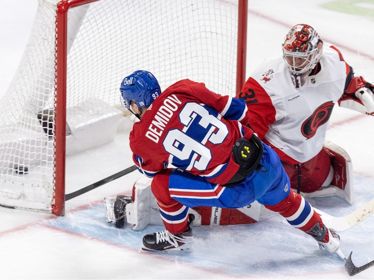 Hidden Game: 'Dobes was unreal' as Canadiens overcome 2-0 deficit to beat Hurricanes