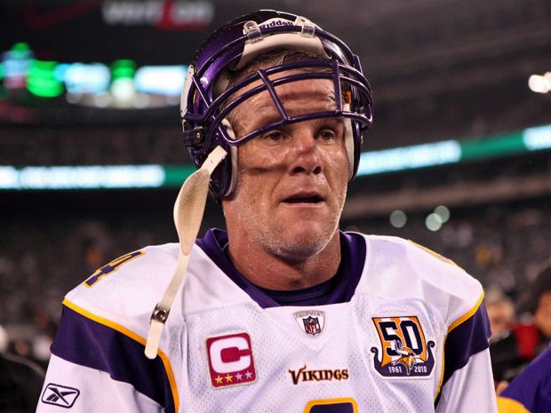 Will Brett Favre's Streak Collapse with the Metrodome?