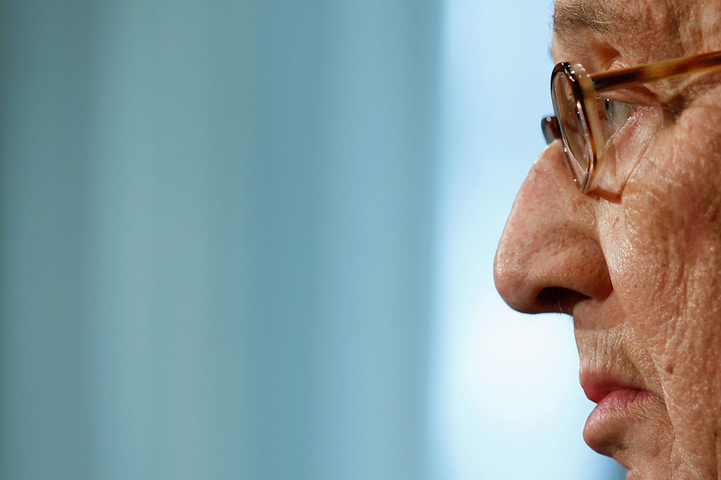 Christopher Hitchens The context of Kissinger Driving