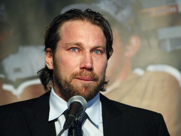 Peter Forsberg and Nicole Nordin separate