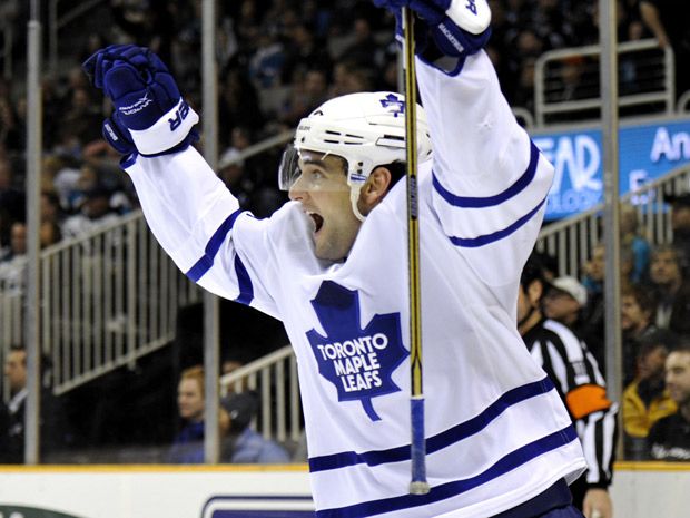 Leafs send Kris Versteeg to Philly for draft picks