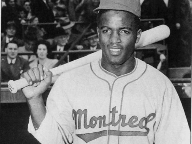 Plaque placed at Jackie Robinson's Montreal home