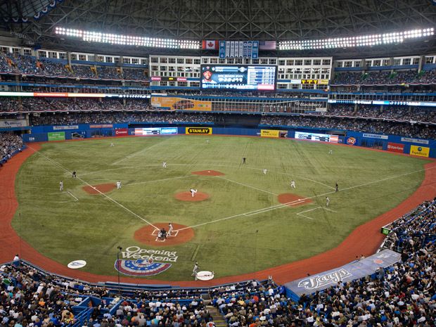 Rogers Centre faces demolition as Blue Jays owner plans new stadium - The  Globe and Mail