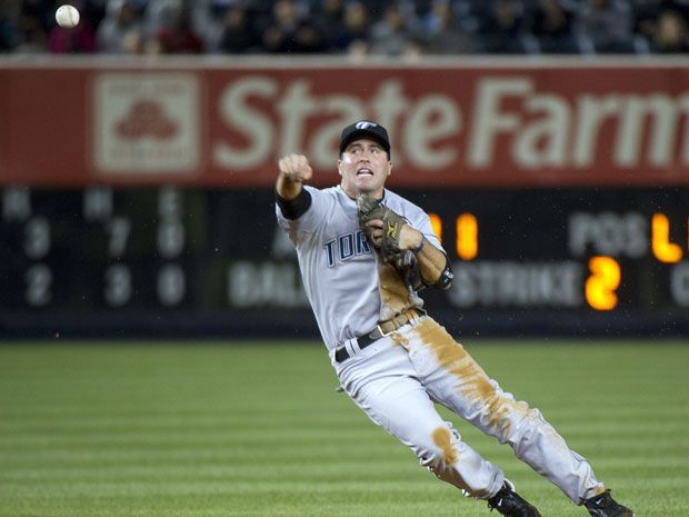 Robinson Cano homers twice in Yankees' win over Blue Jays