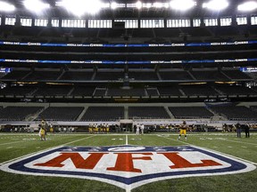 The 8th U.S. Circuit Court of Appeals has granted the NFL’s bid for a temporary stay of a judge’s order lifting the lockout.