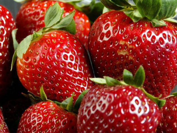 Berry craze sees fruit overtake vegetables in shoppers' baskets