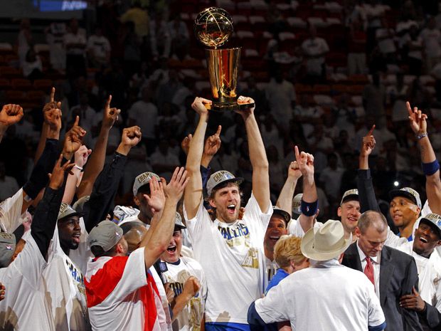 Jason Kidd with the 2011 NBA Championship Trophy Game 6 of the