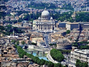 In Rome, the Italian spirit, buoyant and vital, animates the city and pours energy into the air.