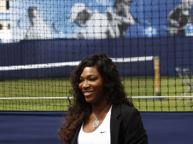 Venus and Serena Williams' dad 'put broken glass on tennis court while they  trained' - Irish Mirror Online