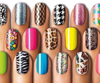 Spring tri-color nails! |