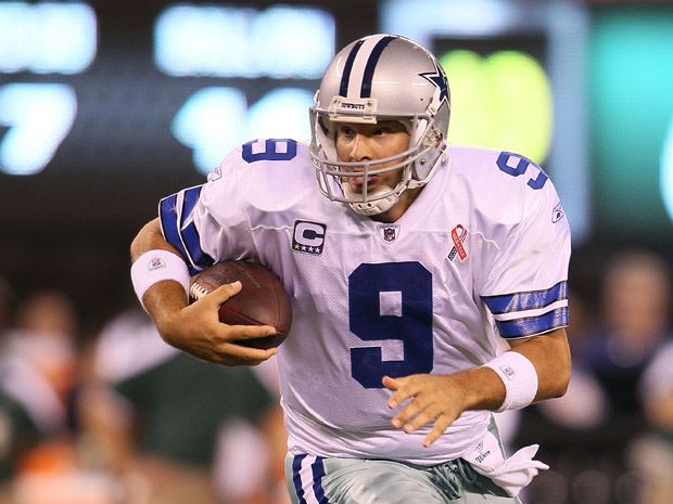 Jessica Simpson Still Cheers on Tony Romo