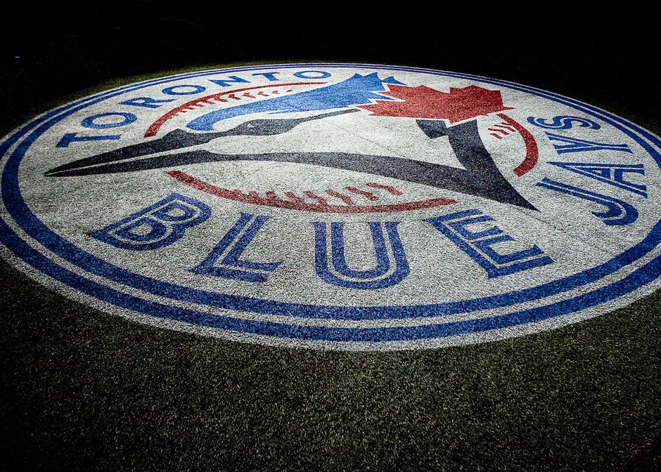Blue Jays Unveil New Powder Blue Uniform, Tweak Logos for 2020 –  SportsLogos.Net News