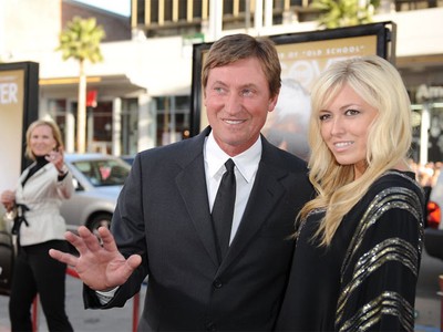 wayne gretzky wife and daughter