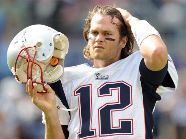 Video: Tom Brady shared concern for Aaron Hernandez with Tim Tebow in 2011  - Sports Illustrated