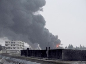 An explosion ignited a crude oil pipeline feeding a Syrian oil refinery in the city of Homs on late last year residents said.