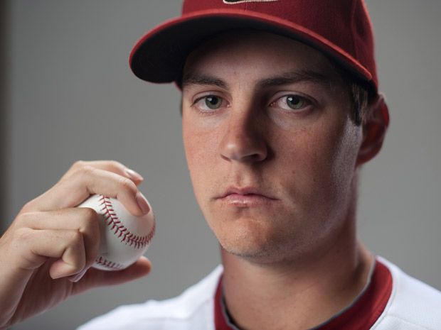 Diamondbacks pitcher accidentally kills bird with pregame throw