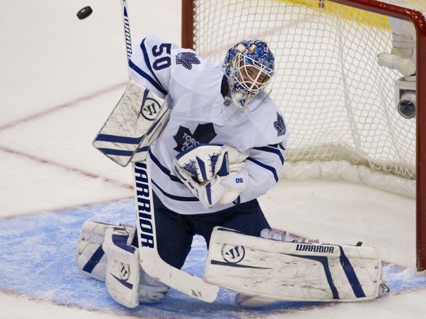 Goalie's bloody struggles persist both off and on the ice – Winnipeg Free  Press