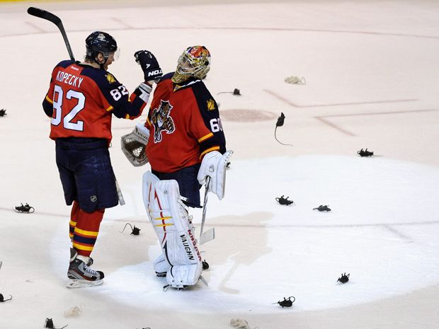 Florida Panthers end sale of rats at team store, blame NJ Devils fans for it