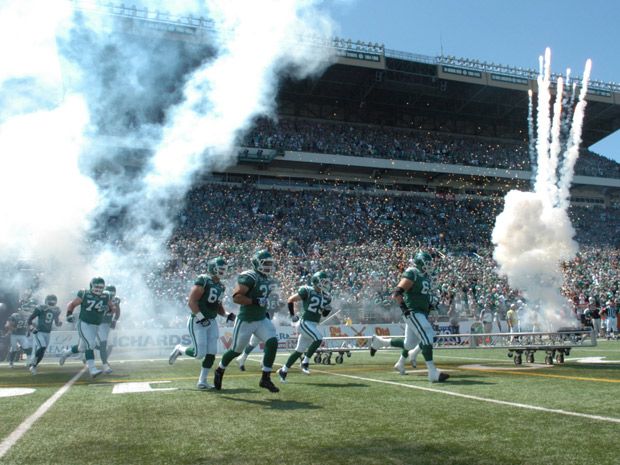 Eagles offer Lincoln Financial Field for free wedding ceremonies for  frontline workers