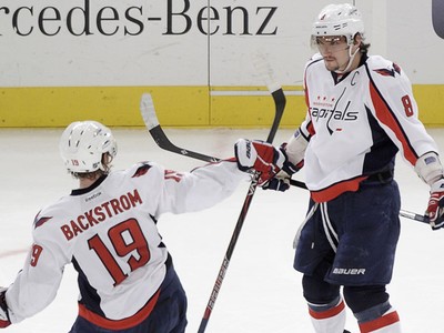 Caps star Alex Ovechkin knocks out 19-year-old rookie during NHL