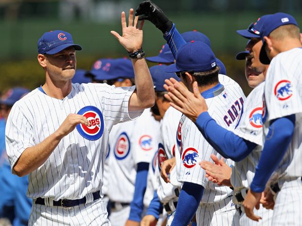Kerry Wood helps 'pitch in' for kids mental health around Chicago