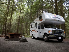 High fuel costs have not deterred recreational vehicle fanciers from hitting the open road.