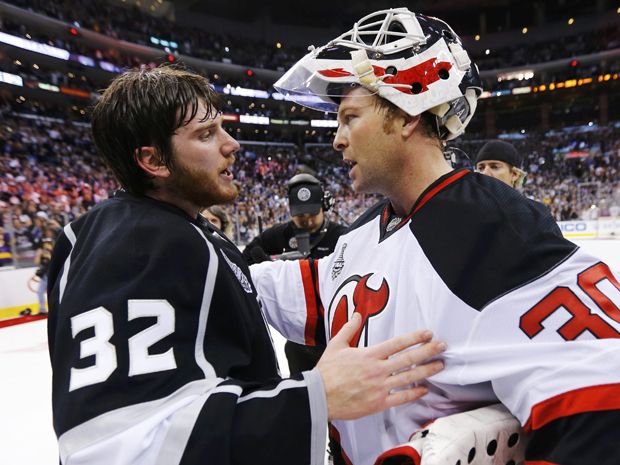It'll be Tim Thomas vs. Martin Brodeur as Boston Bruins look to bounce back  at New Jersey Devils 