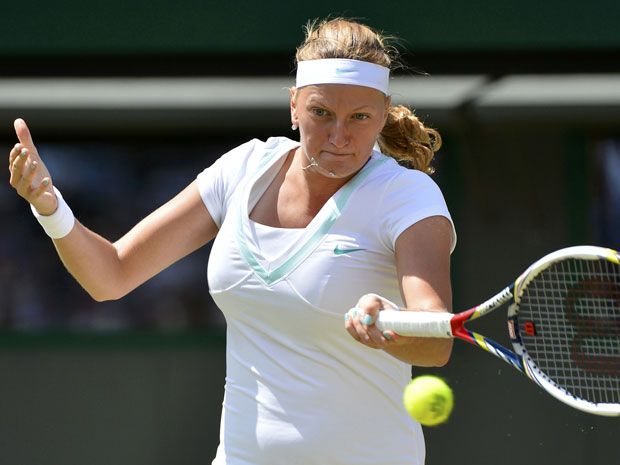 Wimbledon Defending Champ Petra Kvitov Advances To Fourth Round