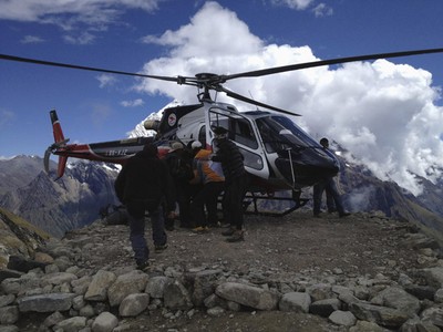 Quebec cardiologist missing in deadly Nepalese avalanche