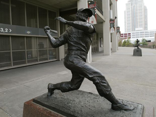 Stan Musial Statue - Be A Better Hitter
