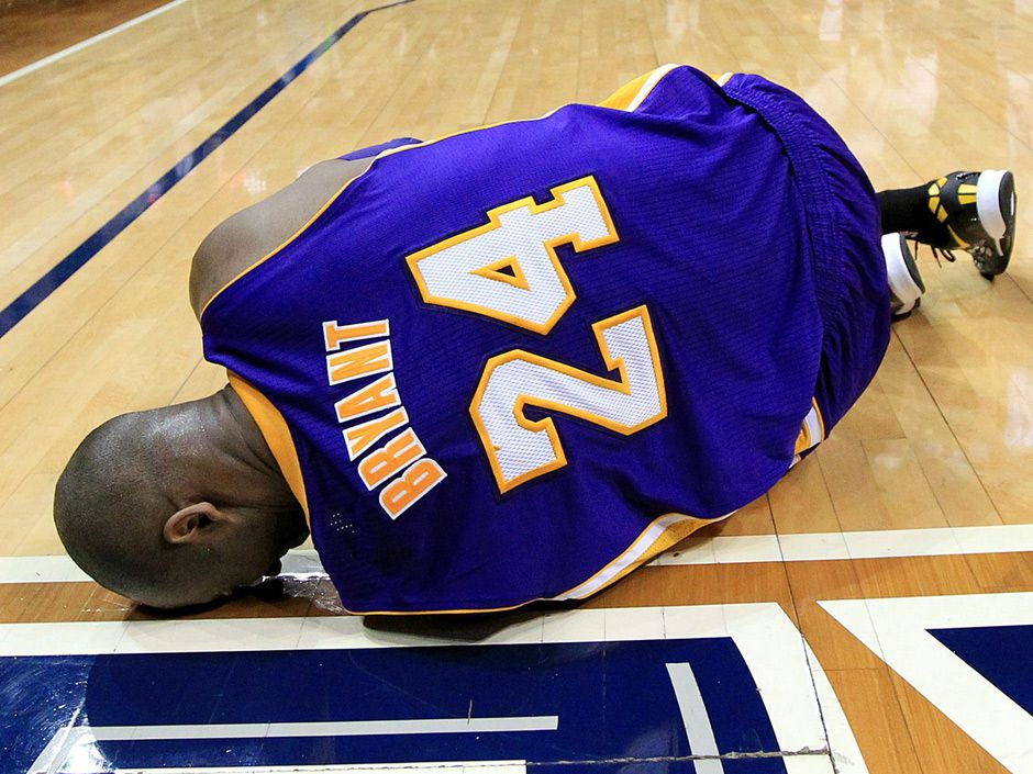 Kobe Bryant, on night jerseys get retired, receives love on twitter -  Sports Illustrated