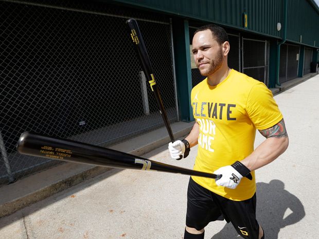 Russell Martin Agrees to Terms With Pittsburgh Pirates - Pinstripe Alley