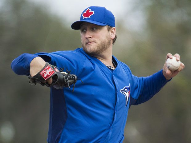 Baseball's Dog Days Will Be Different for Blue Jays Pitcher Mark Buehrle -  The New York Times