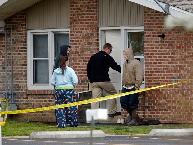 Suspect Caught After 5 People Shot To Death In Illinois Home | National ...