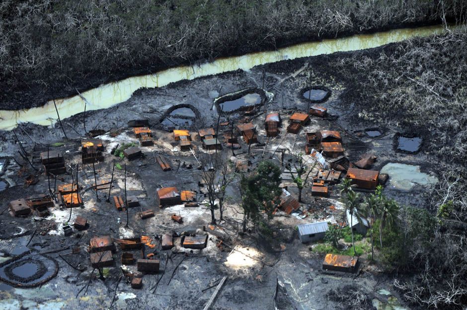 Oil spills from oil thieves and Shell operational failures in Niger ...