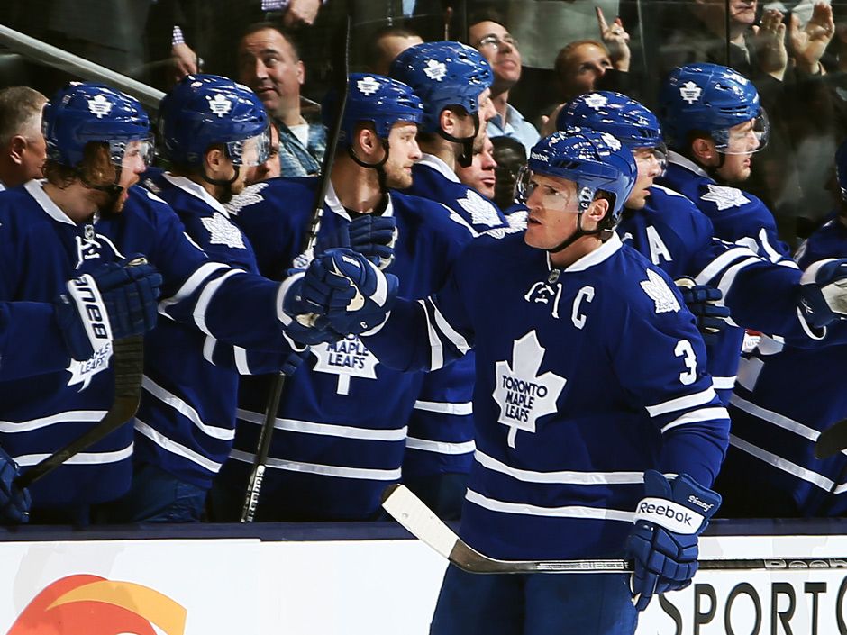 Toronto Maple Leafs won't get carried away as 19-year NHL Play-Off  drought almost over - Mirror Online