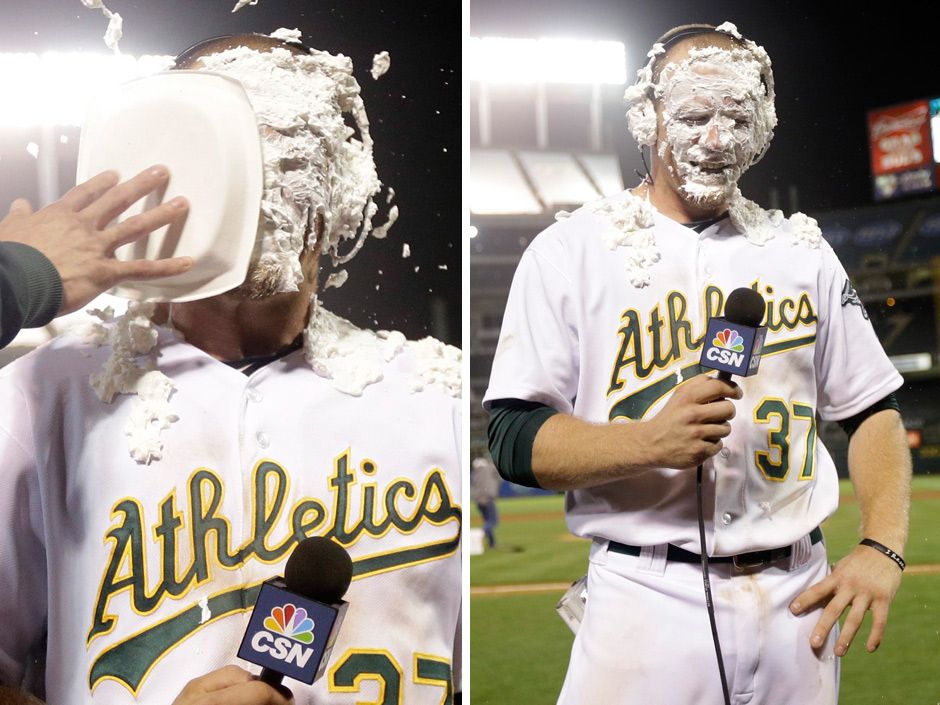 Oakland Athletics' Josh Reddick reacts after grounding out to first News  Photo - Getty Images