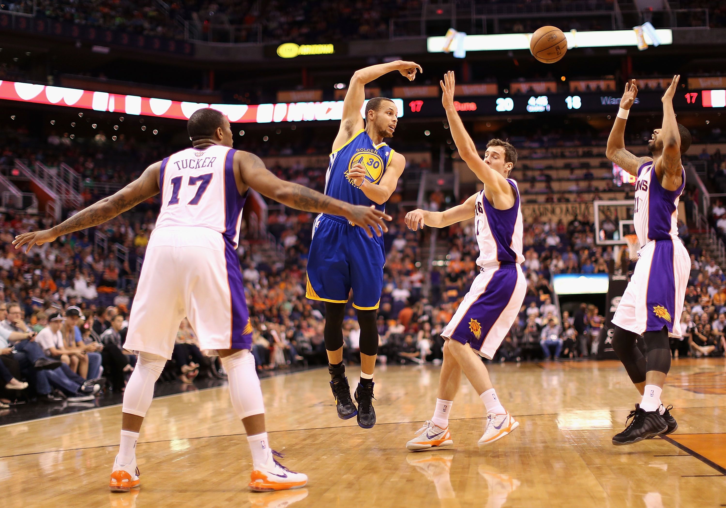 Warriors GM says it's 'conceivable' Curry could play Game 1
