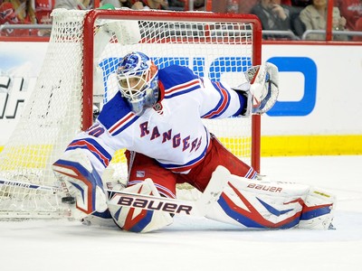 Henrik Lundqvist is ready to go, and he's so dreamy - Blue Seat Blogs