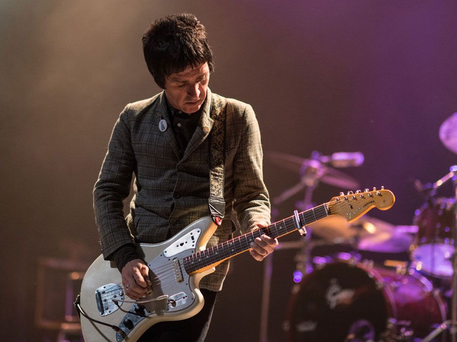 Guitar hero Johnny Marr takes centre stage, 26 years after The Smiths ...