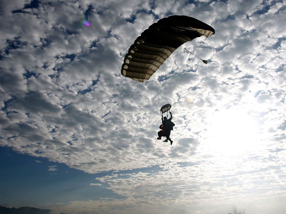 Skydiver Plummets To Death In California Backyard After Getting Tangled ...