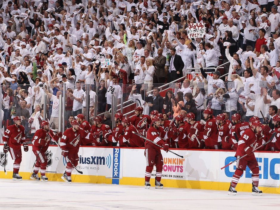 Yes, It's Perfectly Fine to Wear a Coyotes Hockey Sweater in August -  PHOENIX magazine