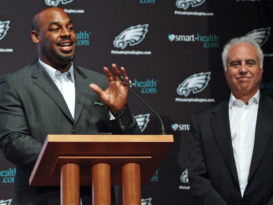 NFL: Six-time Pro Bowl quarterback Donovan McNabb to retire a