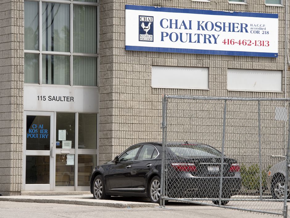 Kosher chicken shortage, steep price hikes following closure of one of