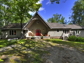 1030 Thompson Lane - Lake of Bays (13)