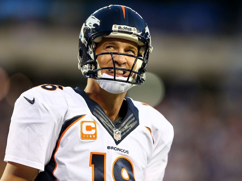 Peyton Manning trolls Patriots about cheating on 'Monday Night Football' -  Sports Illustrated