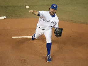 Tom Szczerbowski/Getty Images